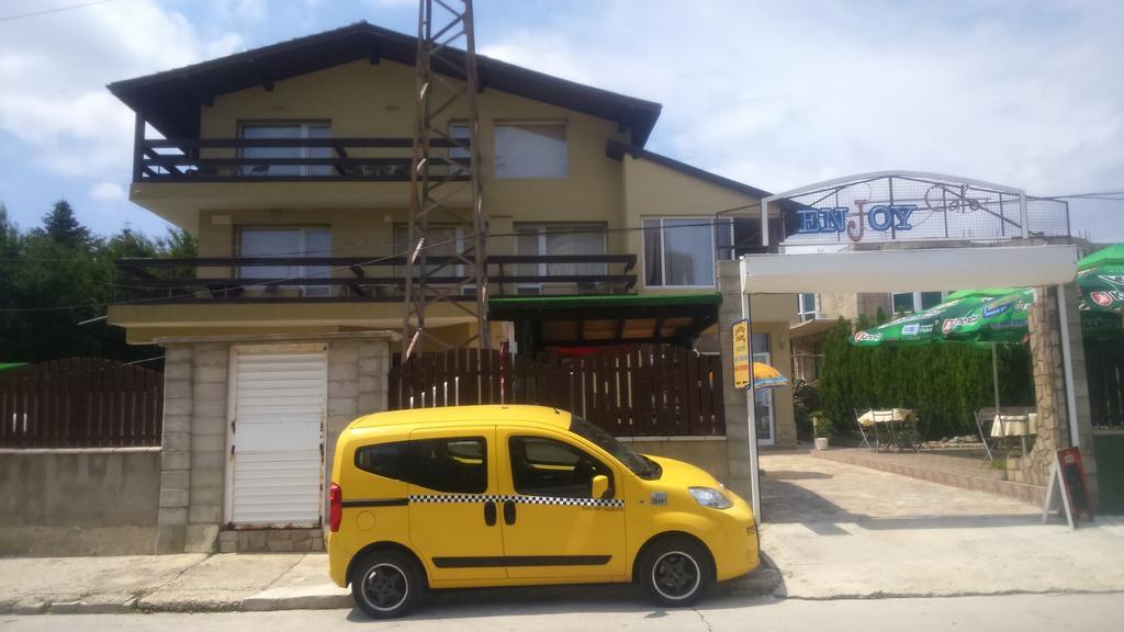 Enjoy Guest House Nisipurile de Aur Exterior foto